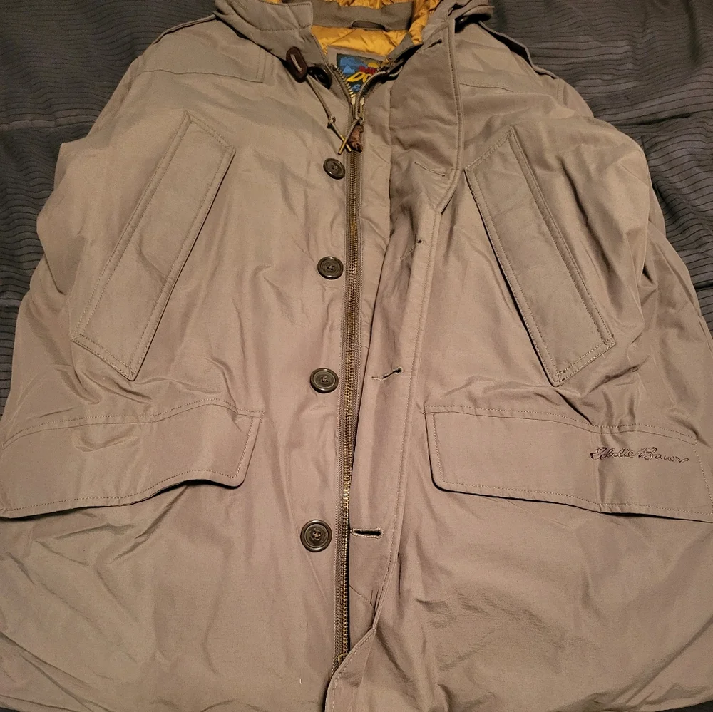 Coat - Picture 1 of 10